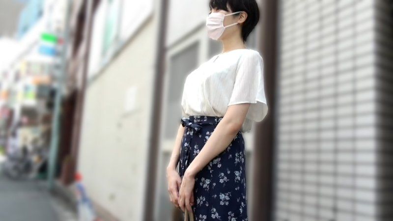 【职场曝光】埼玉县F罩杯新进美人国语老师 神级身材美女 决心露出脸孔演出。真实无套中出拍摄。＊数量有限＊ FC2-PPV-4831377