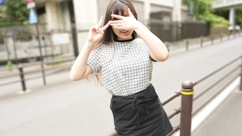 露出舌头做和平表情百战经验丰富的女孩 反町智美 10musume_111125_01