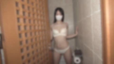 ♡至2/8日半价【无码・完全素人・无套中出】粉丝必看！美丽高挑OL小姐，今天也和大叔在饭店里无套插入・中出。事前淋浴已经中出1发（做为特典）！ FC2-PPV-4838490