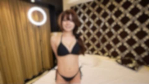 【SSS级】【半外半中】在无法公开之前公开…将插入到闪闪发光的神级裸体里，大量播种 FC2-PPV-4779282