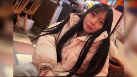 和青梅竹马的禁断之交。吸吮到天然H罩杯长大的毛茸茸欧派，发出「啊～好舒服…♡」的母性声音，高潮到不行。太过色情，真的好吗看到这种景象 FC2-PPV-4824641